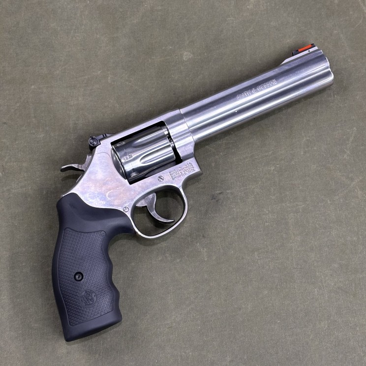 Smith & Wesson 648-2 Revolver .22 WMR - USED